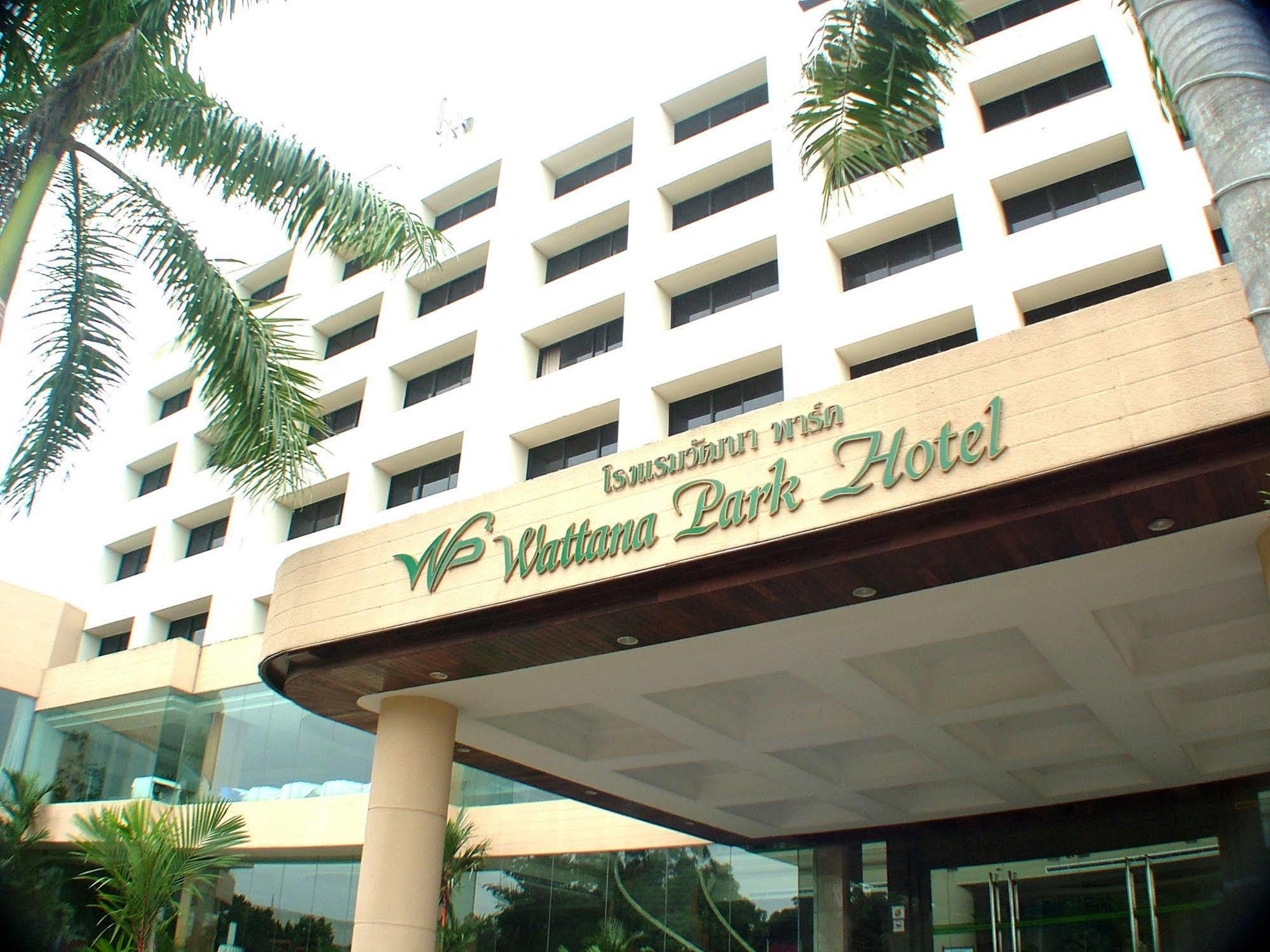 Wattana Park Hotel Trang Buitenkant foto