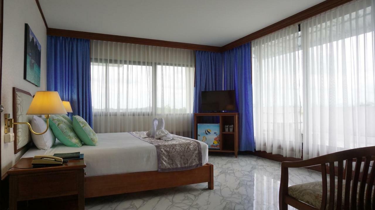 Wattana Park Hotel Trang Buitenkant foto