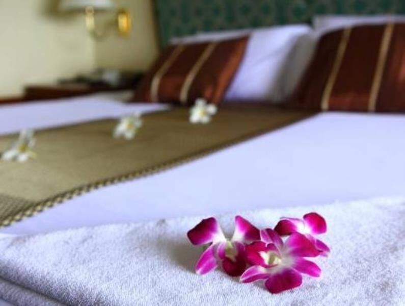 Wattana Park Hotel Trang Buitenkant foto
